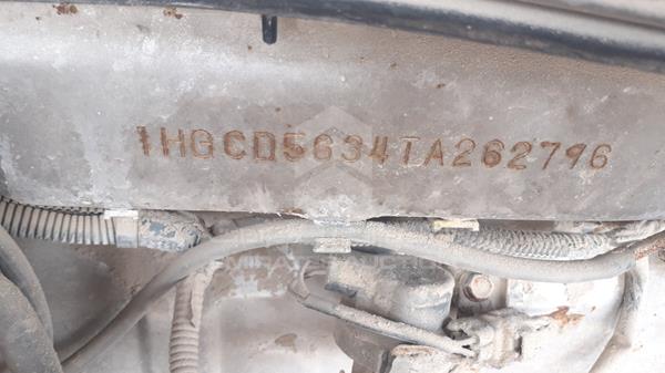 Photo 3 VIN: 1HGCD5634TA262796 - HONDA ACCORD 