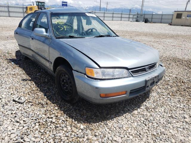 Photo 8 VIN: 1HGCD5634TA270560 - HONDA ACCORD LX 