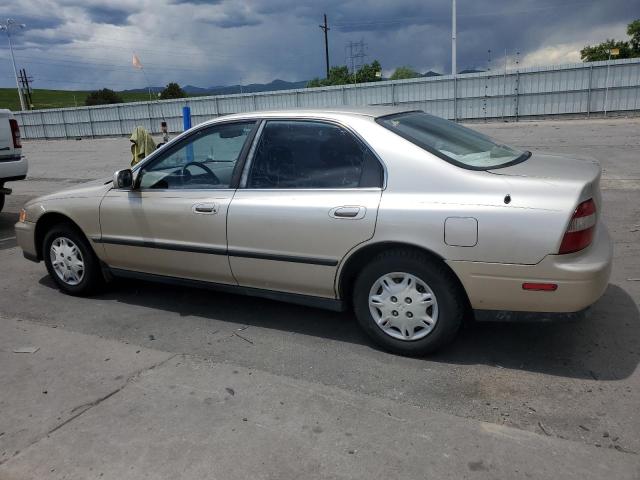 Photo 1 VIN: 1HGCD5635SA066641 - HONDA ACCORD 