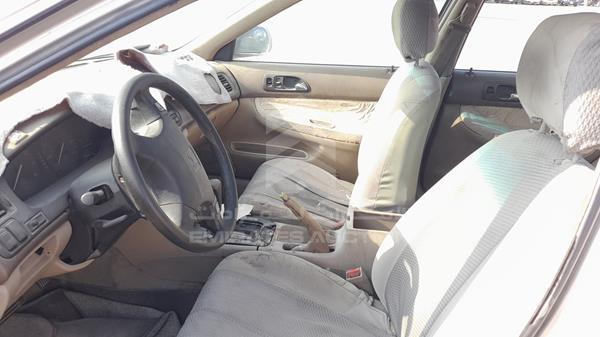 Photo 11 VIN: 1HGCD5635VA049827 - HONDA ACCORD 