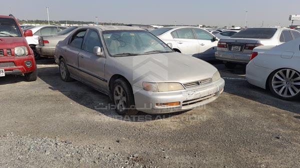 Photo 8 VIN: 1HGCD5635VA049827 - HONDA ACCORD 