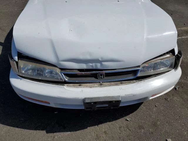 Photo 10 VIN: 1HGCD5636TA293094 - HONDA ACCORD LX 