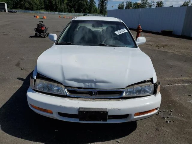 Photo 4 VIN: 1HGCD5636TA293094 - HONDA ACCORD LX 