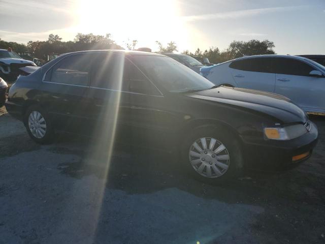 Photo 3 VIN: 1HGCD5637TA146086 - HONDA ACCORD LX 