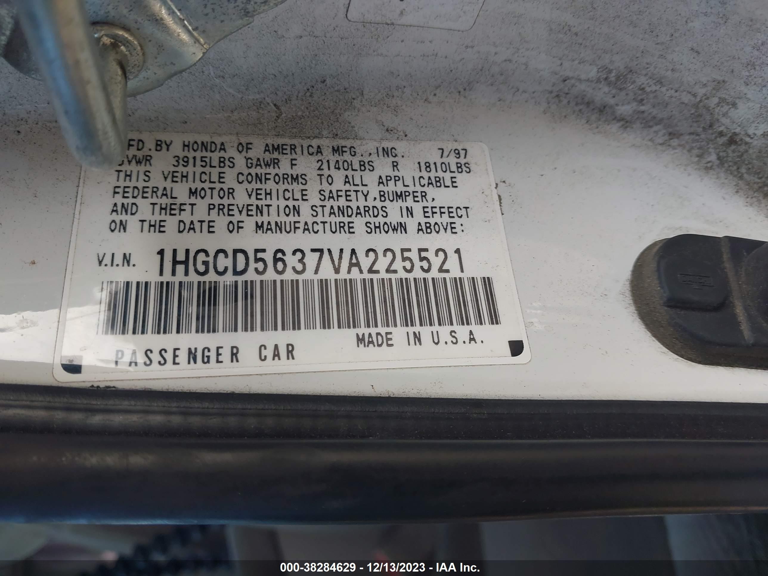 Photo 8 VIN: 1HGCD5637VA225521 - HONDA ACCORD 