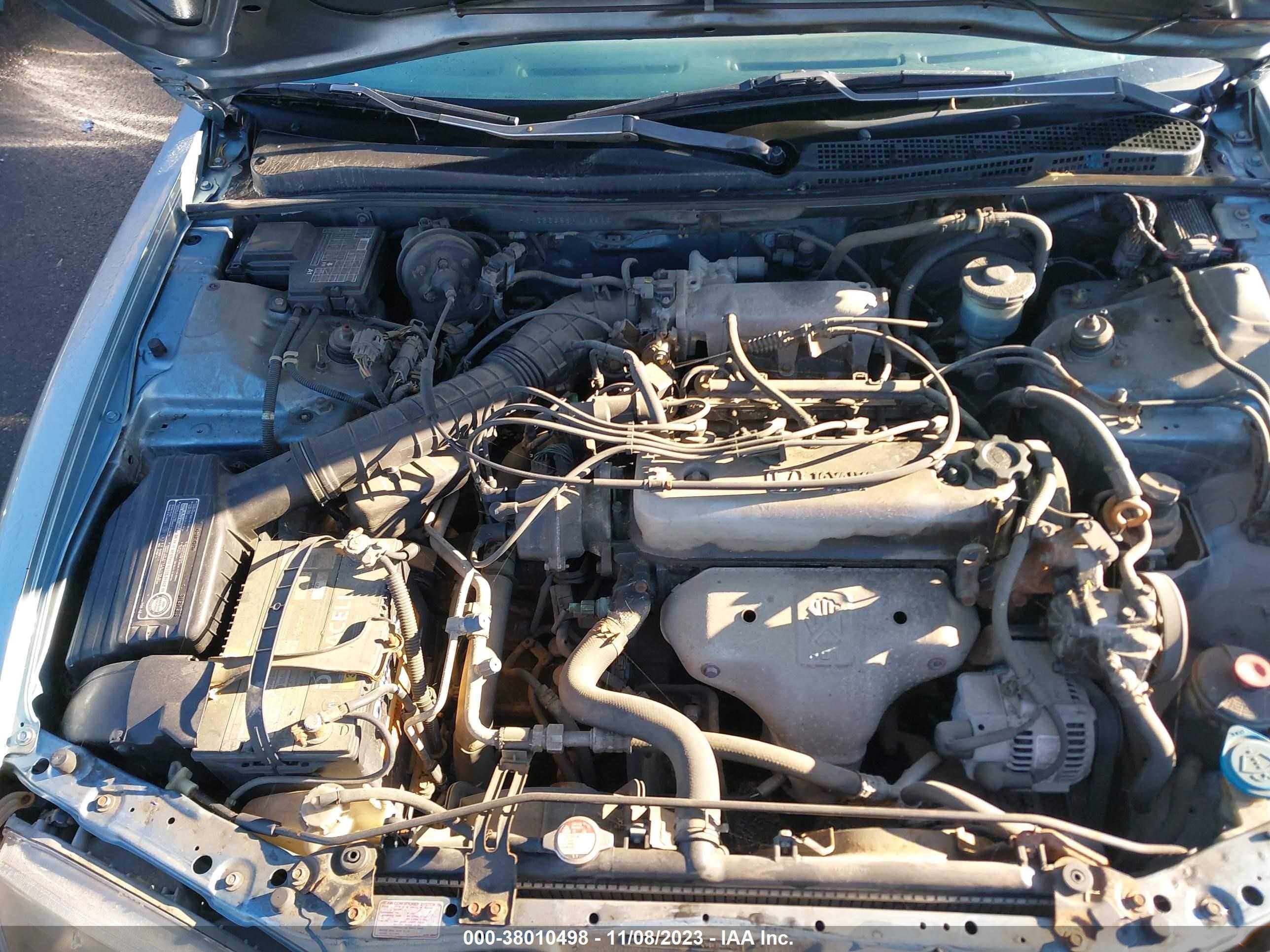 Photo 9 VIN: 1HGCD5638SA108865 - HONDA ACCORD 