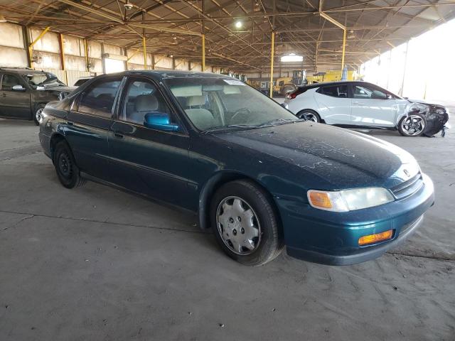 Photo 3 VIN: 1HGCD5638SA132051 - HONDA ACCORD LX 