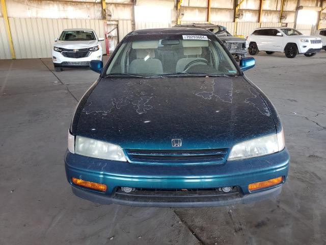 Photo 4 VIN: 1HGCD5638SA132051 - HONDA ACCORD LX 