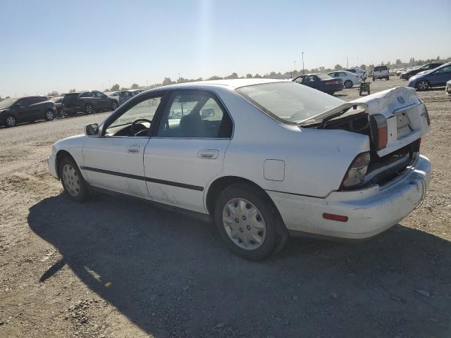 Photo 1 VIN: 1HGCD5638TA074394 - HONDA ACCORD LX 