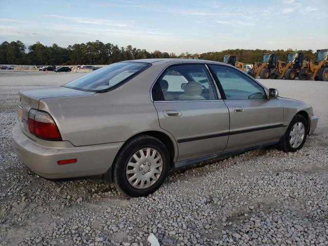 Photo 2 VIN: 1HGCD5638TA266320 - HONDA ACCORD LX 