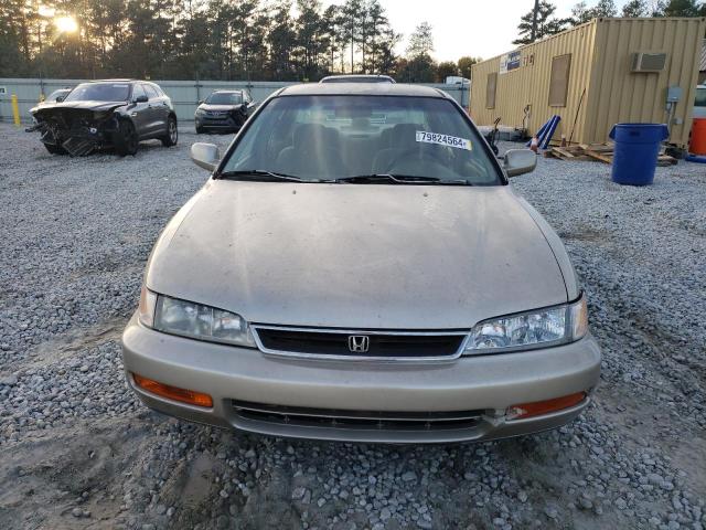 Photo 4 VIN: 1HGCD5638TA266320 - HONDA ACCORD LX 