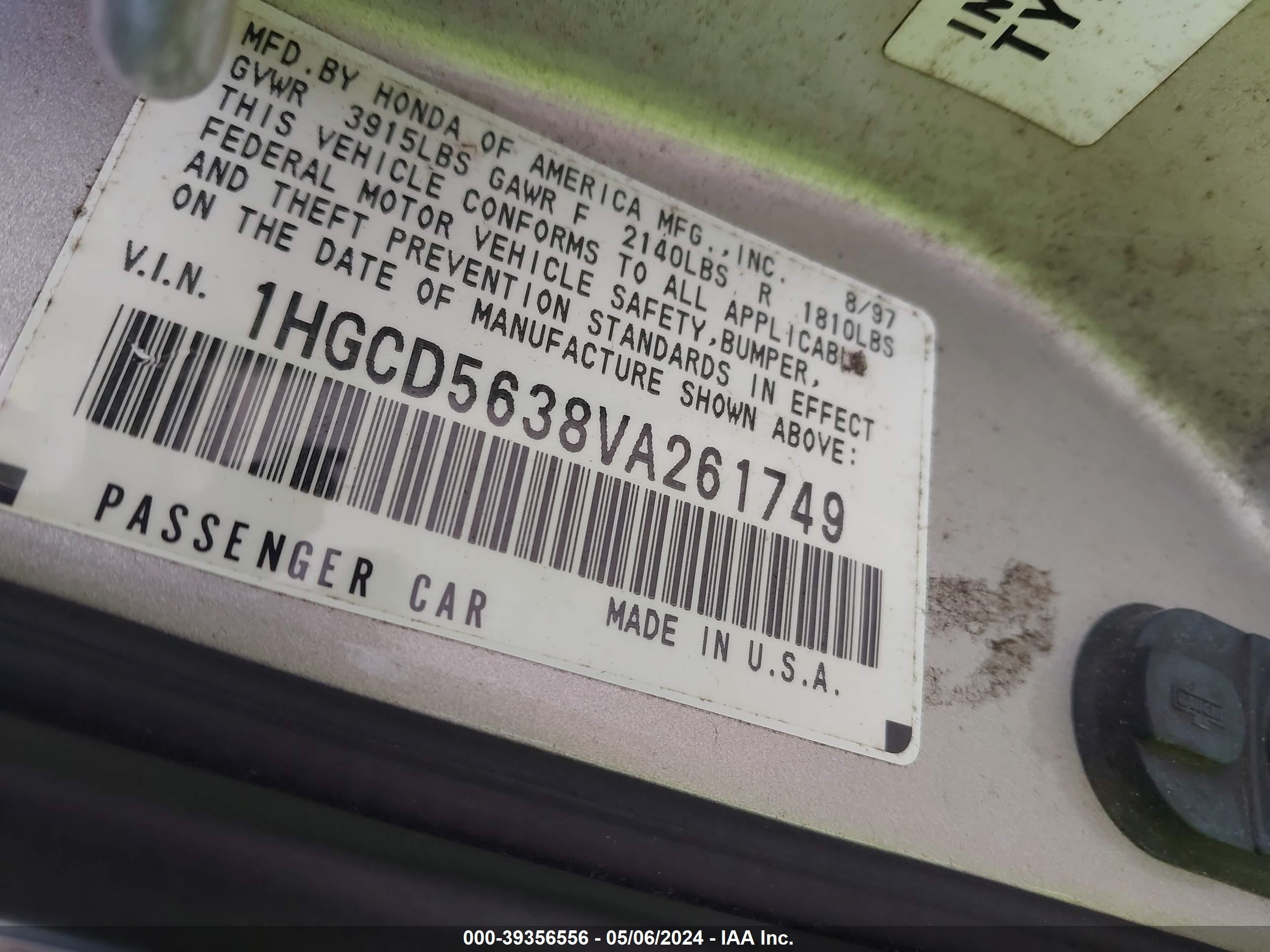 Photo 8 VIN: 1HGCD5638VA261749 - HONDA ACCORD 