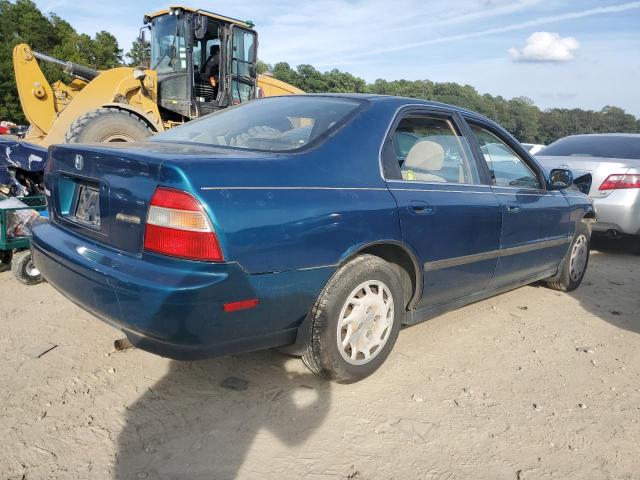 Photo 2 VIN: 1HGCD5639RA116435 - HONDA ACCORD LX 