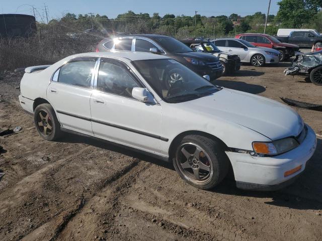 Photo 3 VIN: 1HGCD5639RA135051 - HONDA ACCORD 