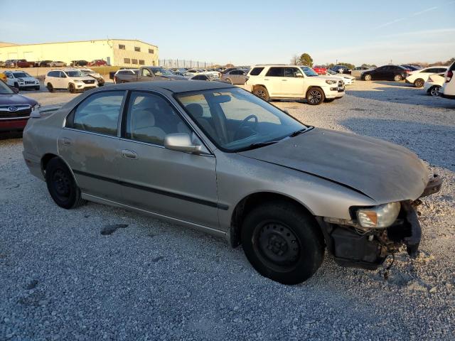 Photo 3 VIN: 1HGCD5639RA165828 - HONDA ACCORD LX 