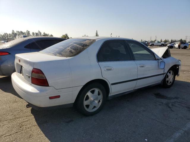 Photo 2 VIN: 1HGCD5639SA122306 - HONDA ACCORD 