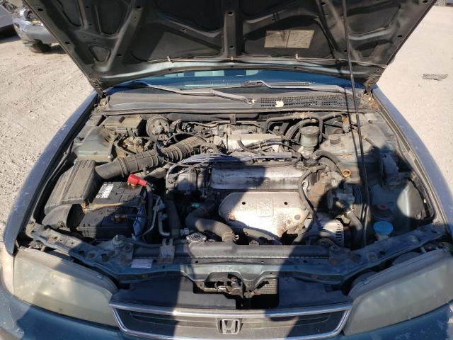 Photo 10 VIN: 1HGCD5639TA084951 - HONDA ACCORD LX 