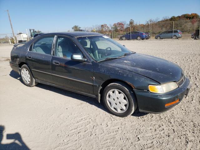 Photo 3 VIN: 1HGCD5639TA084951 - HONDA ACCORD LX 