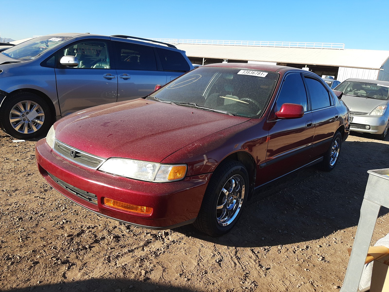 Photo 1 VIN: 1HGCD5639VA239064 - HONDA ACCORD LX 