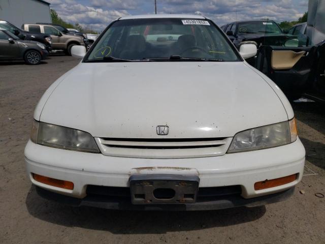 Photo 8 VIN: 1HGCD5645SA009185 - HONDA ACCORD LX 