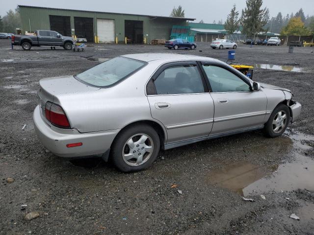 Photo 2 VIN: 1HGCD5652VA013353 - HONDA ACCORD EX 