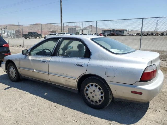 Photo 1 VIN: 1HGCD5653TA120893 - HONDA ACCORD EX 