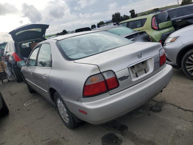 Photo 1 VIN: 1HGCD5655VA280261 - HONDA ACCORD 