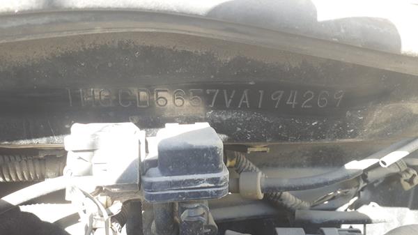 Photo 2 VIN: 1HGCD5657VA194269 - HONDA ACCORD 