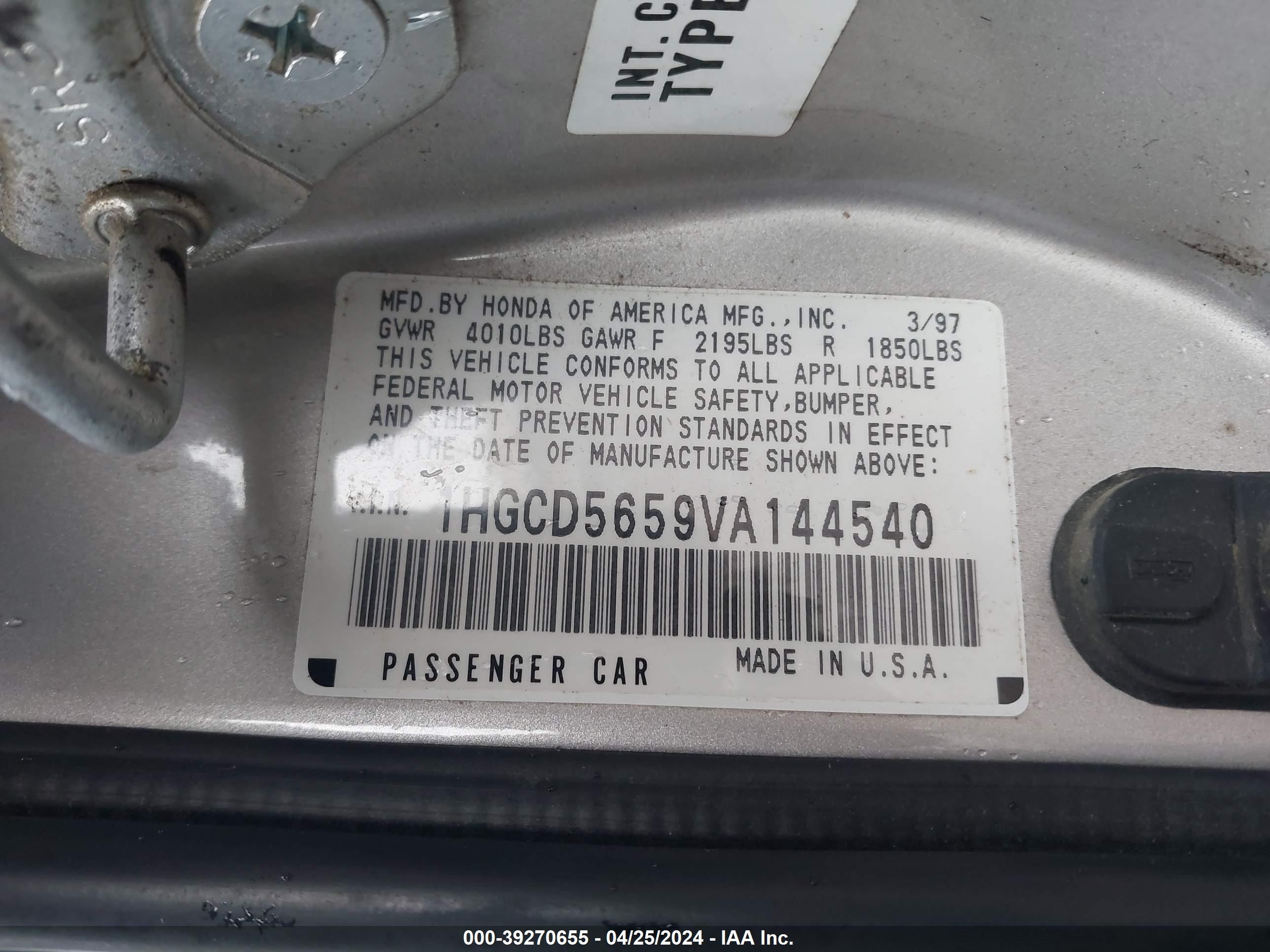 Photo 8 VIN: 1HGCD5659VA144540 - HONDA ACCORD 