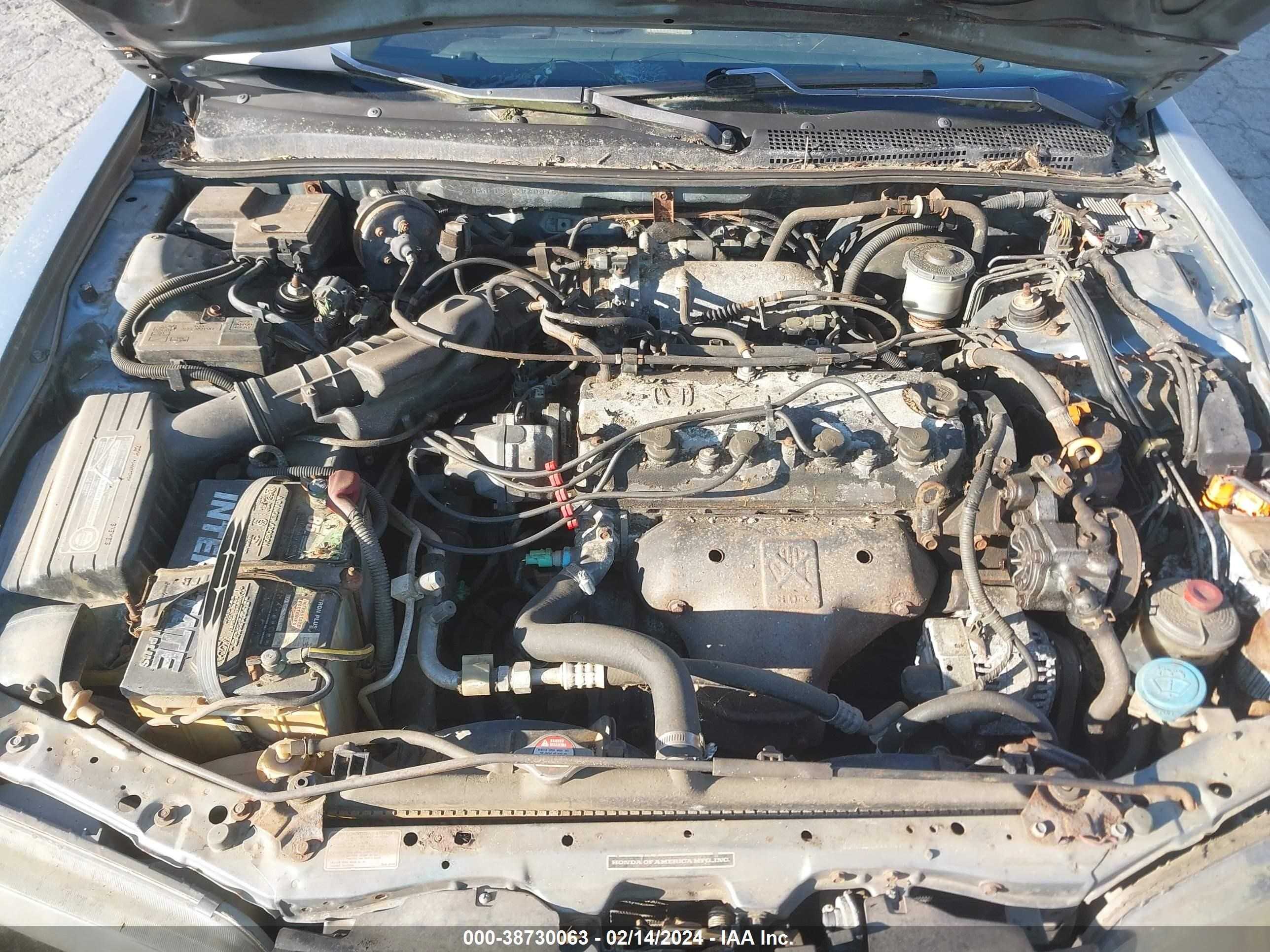 Photo 9 VIN: 1HGCD565XRA037860 - HONDA ACCORD 