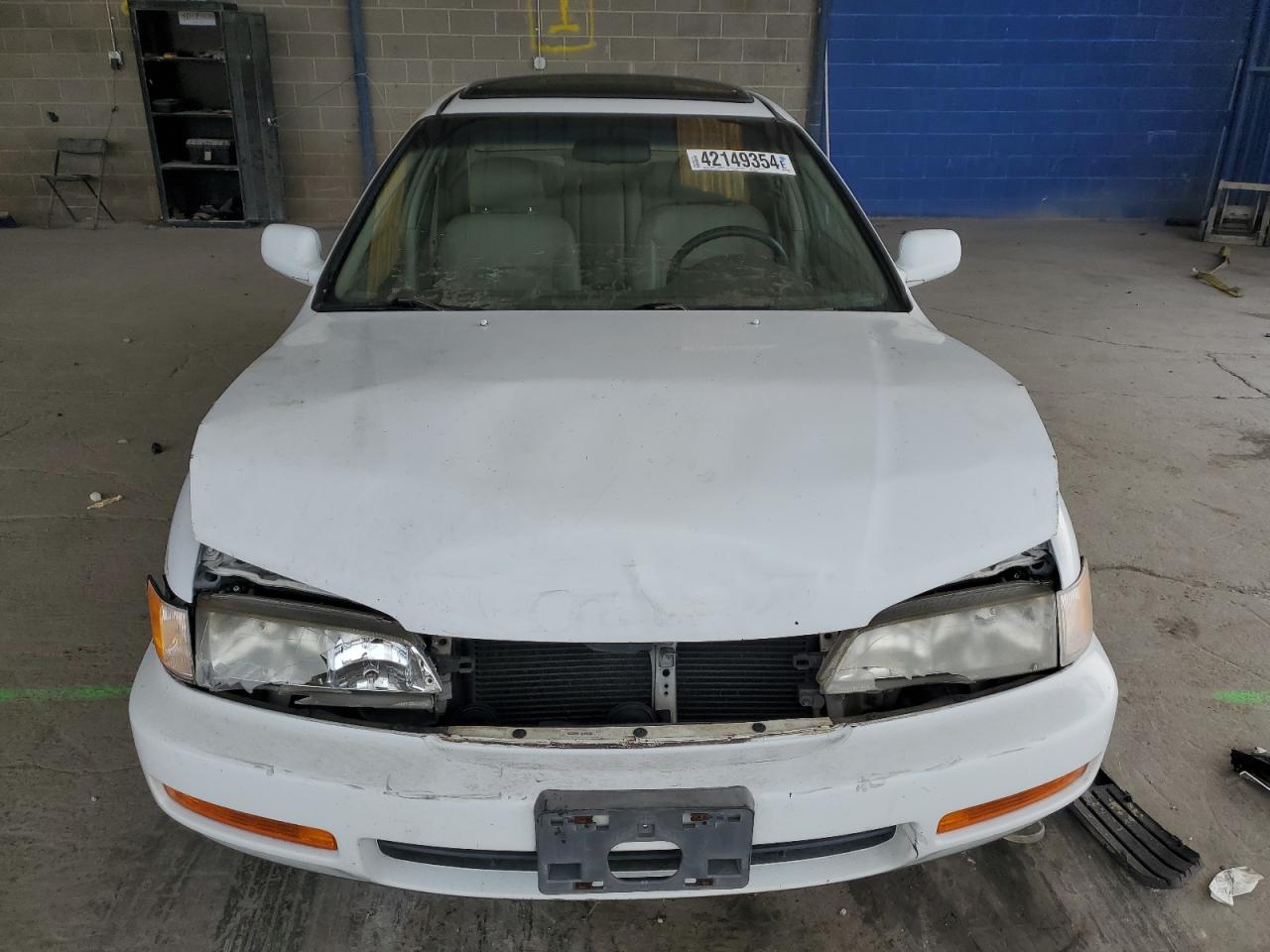 Photo 4 VIN: 1HGCD5661VA007097 - HONDA ACCORD 