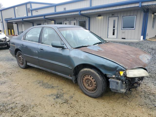 Photo 3 VIN: 1HGCD5680VA186556 - HONDA ACCORD 