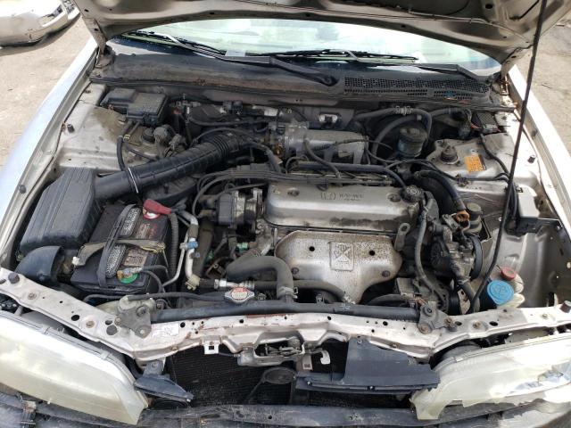 Photo 10 VIN: 1HGCD5688VA184666 - HONDA ACCORD 