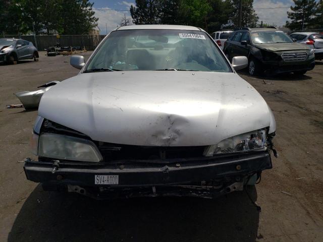 Photo 4 VIN: 1HGCD5688VA184666 - HONDA ACCORD 