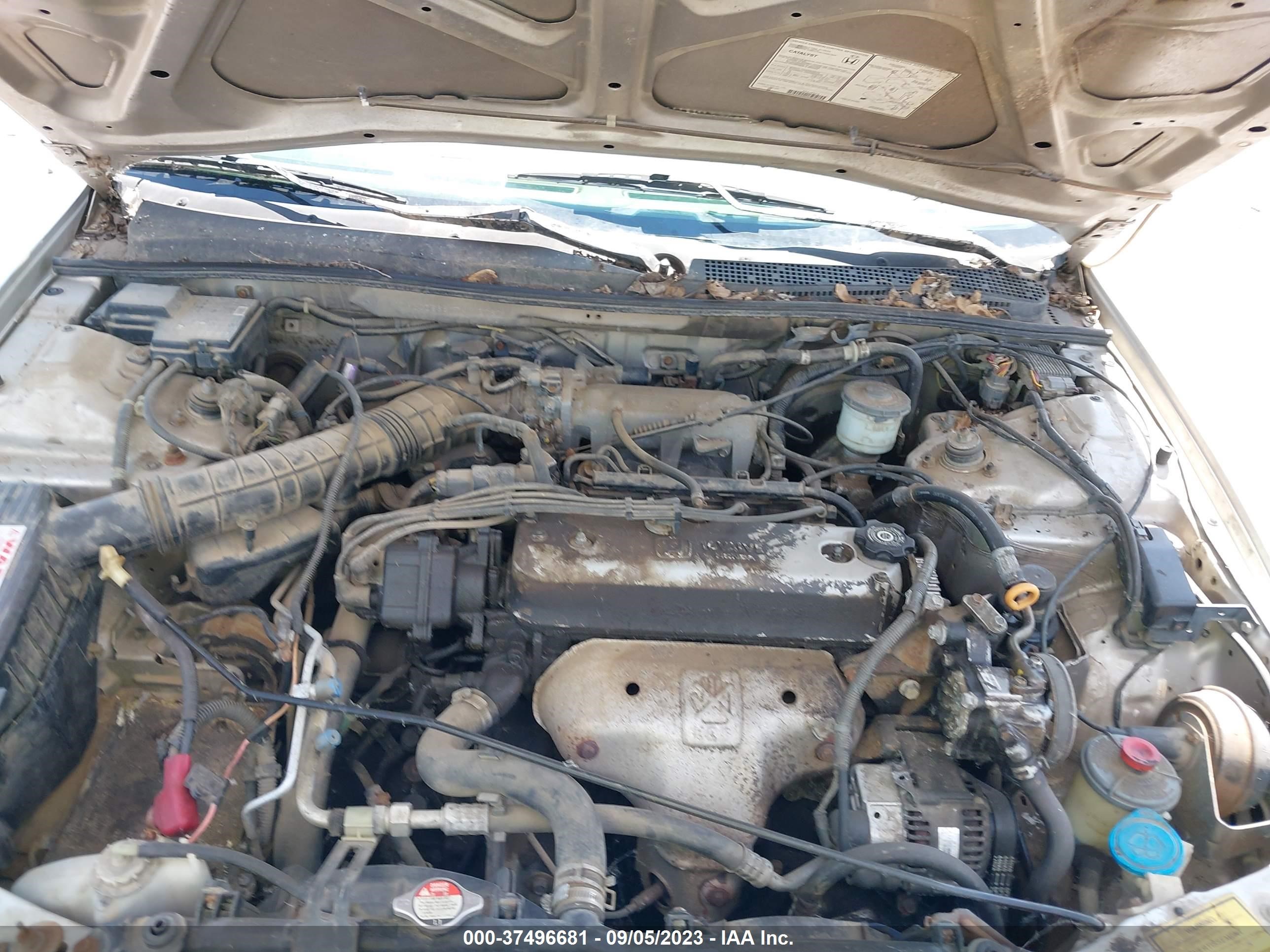 Photo 9 VIN: 1HGCD5689TA115787 - HONDA ACCORD 