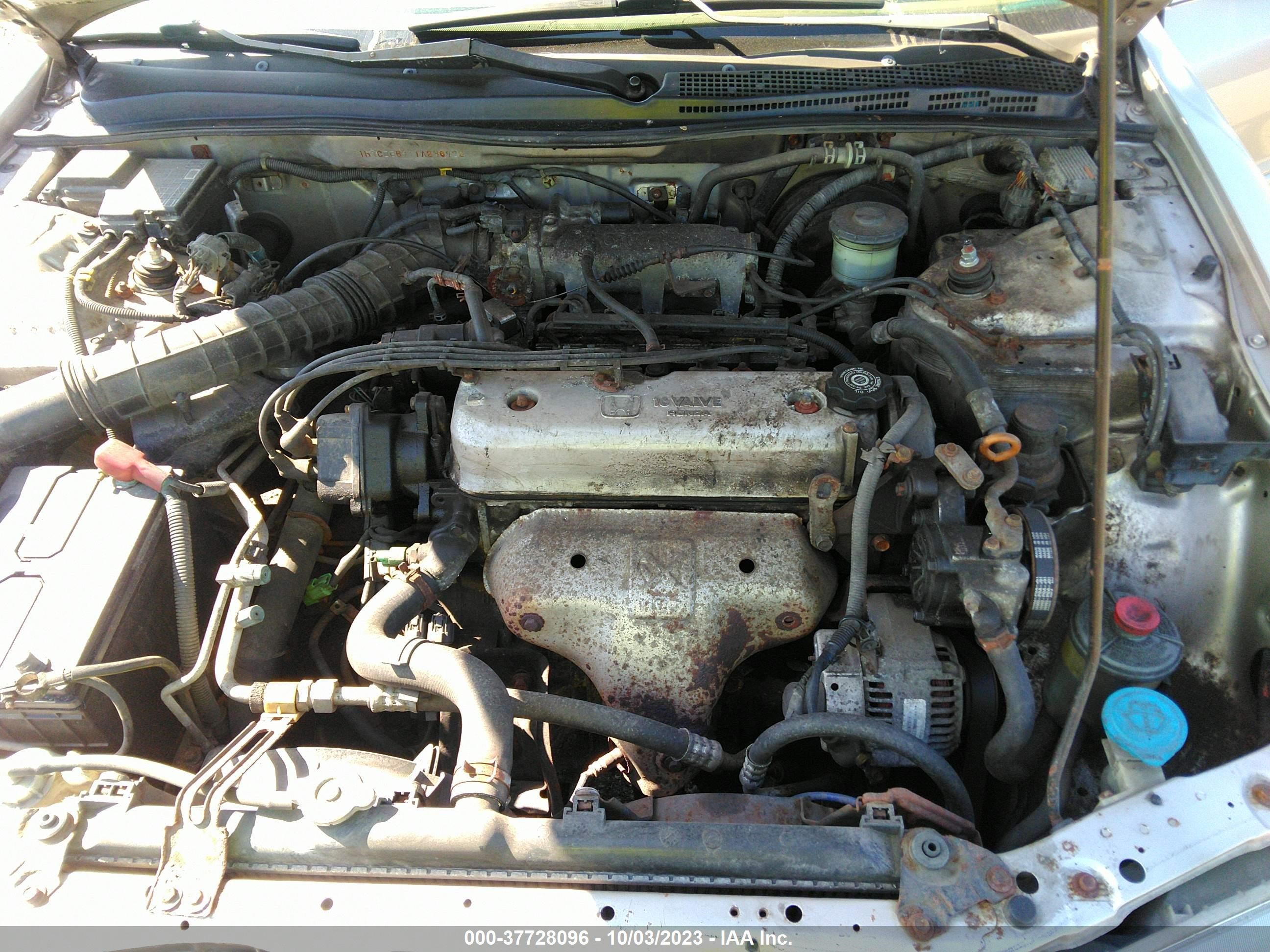 Photo 9 VIN: 1HGCD5691TA236922 - HONDA ACCORD 