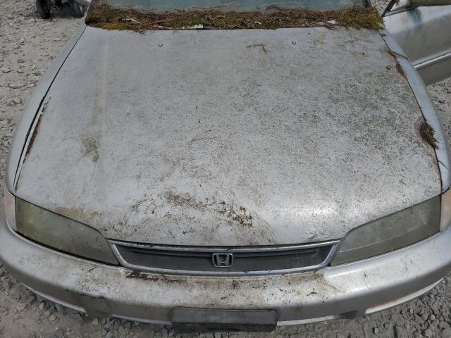 Photo 10 VIN: 1HGCD5699TA210620 - HONDA ACCORD 