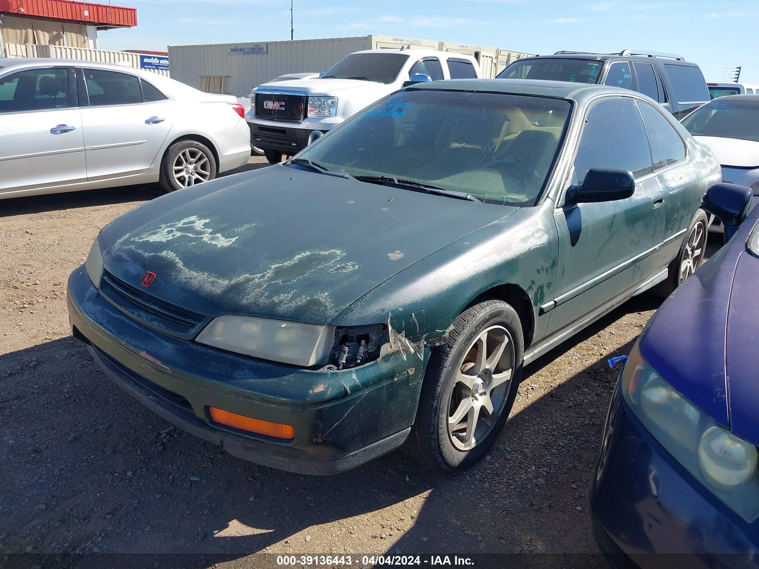 Photo 1 VIN: 1HGCD7150RA013246 - HONDA ACCORD 