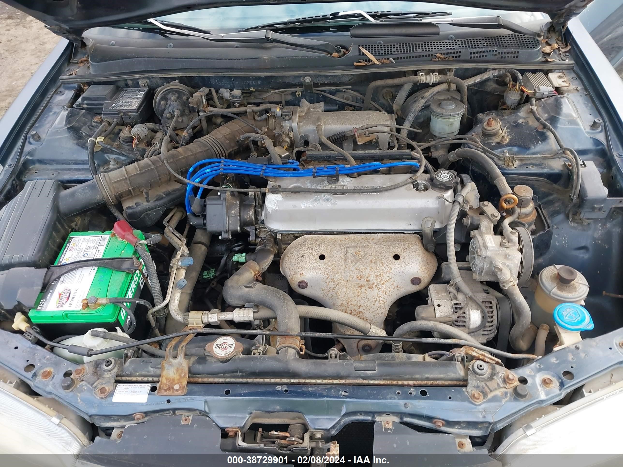 Photo 9 VIN: 1HGCD7238VA025815 - HONDA ACCORD 