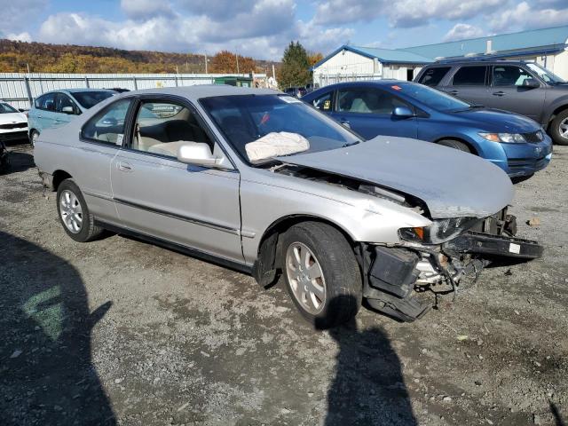 Photo 3 VIN: 1HGCD7239VA014564 - HONDA ACCORD 