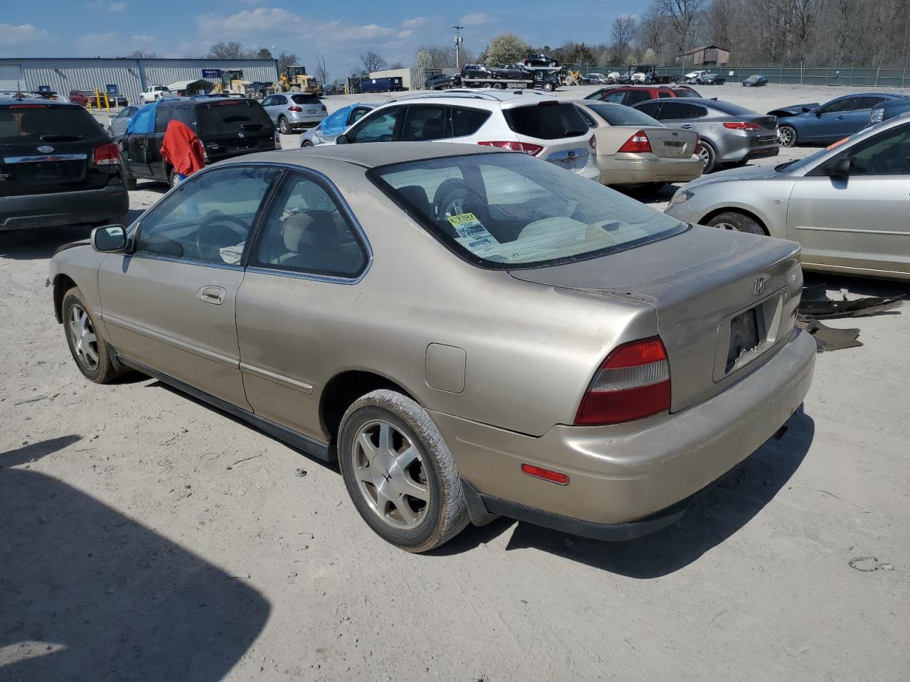 Photo 1 VIN: 1HGCD7254RA032445 - HONDA ACCORD 