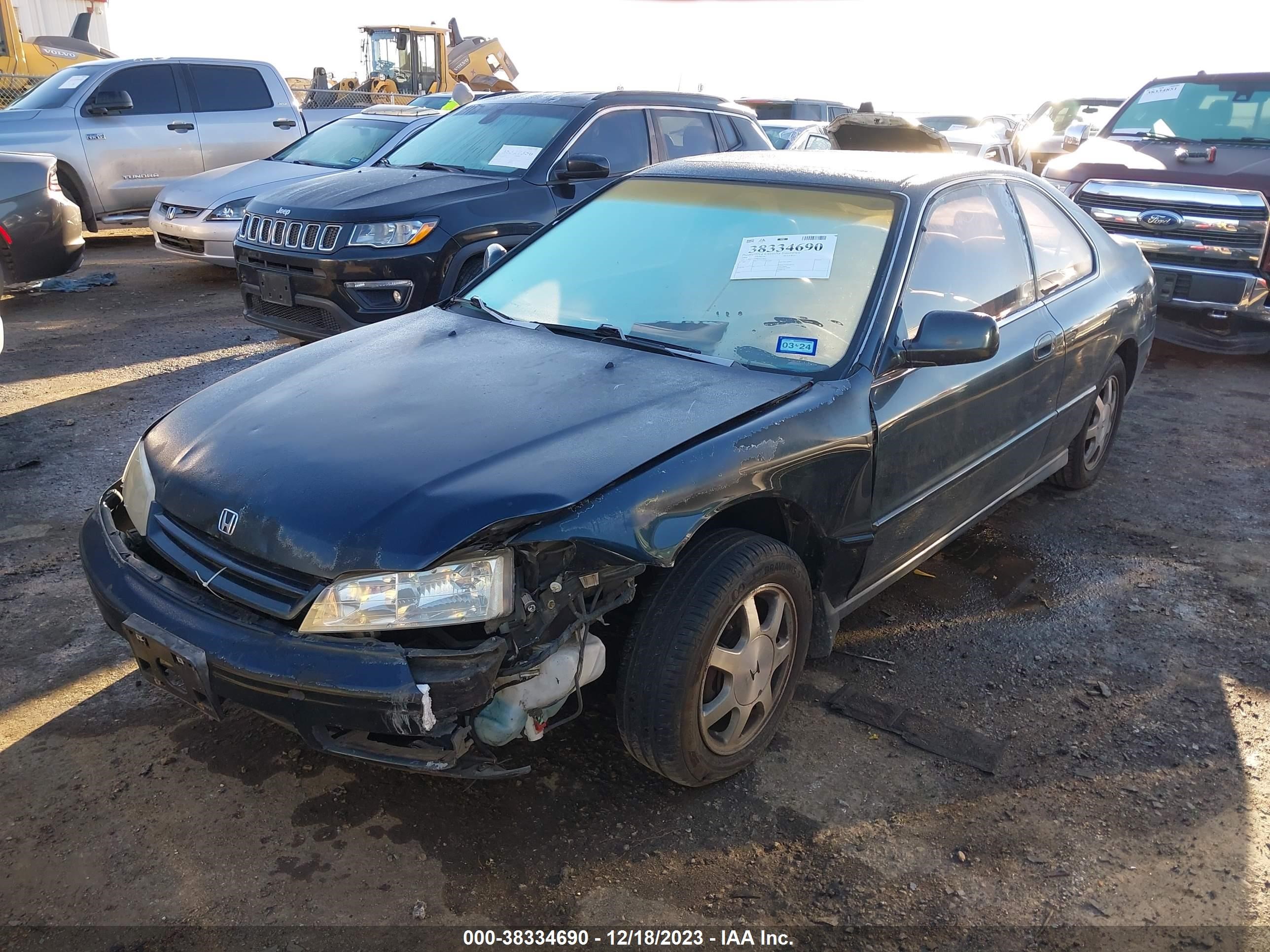 Photo 1 VIN: 1HGCD7259RA045840 - HONDA ACCORD 