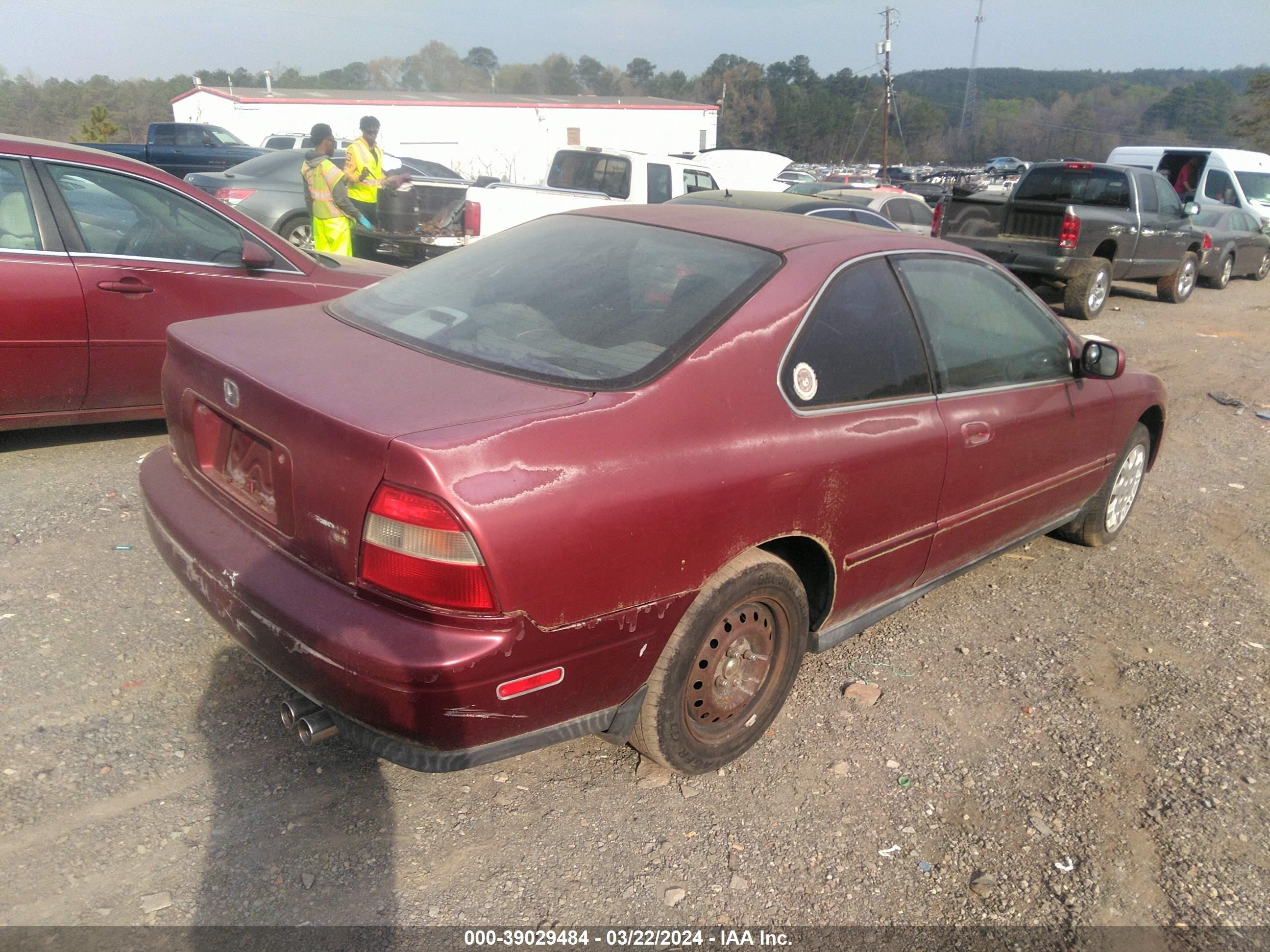 Photo 3 VIN: 1HGCD7265SA044361 - HONDA ACCORD 