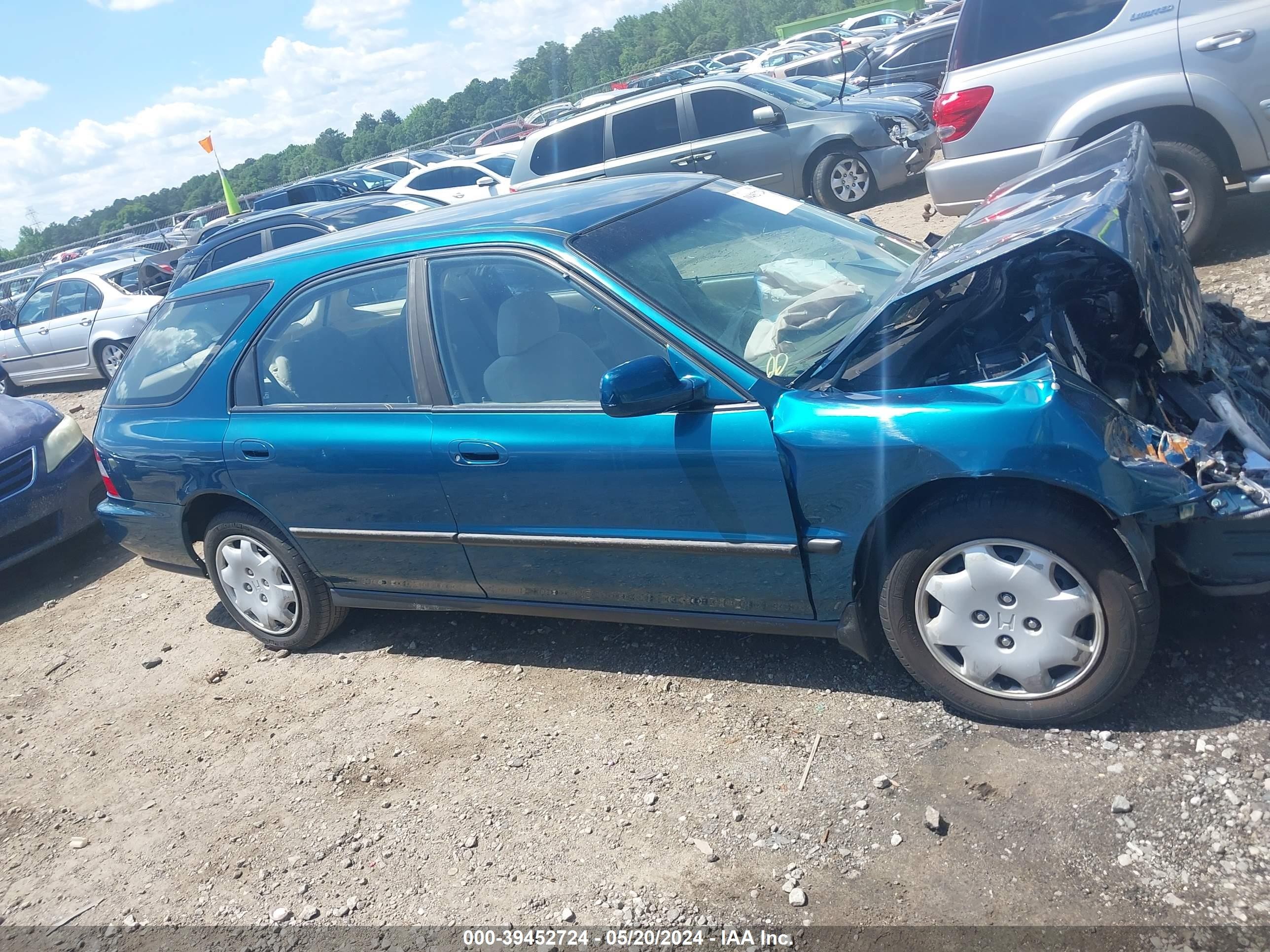 Photo 12 VIN: 1HGCE1820SA003277 - HONDA ACCORD 