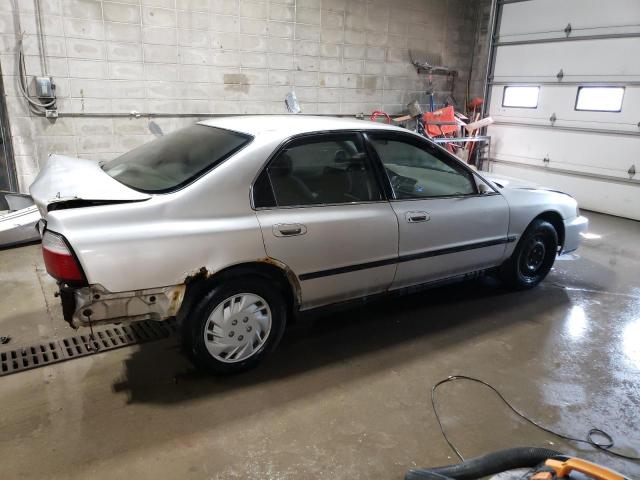 Photo 2 VIN: 1HGCE664XTA019179 - HONDA ACCORD LX 