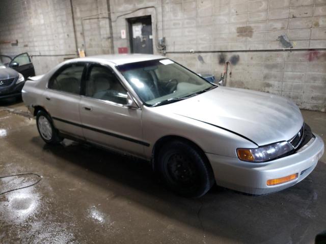 Photo 3 VIN: 1HGCE664XTA019179 - HONDA ACCORD LX 