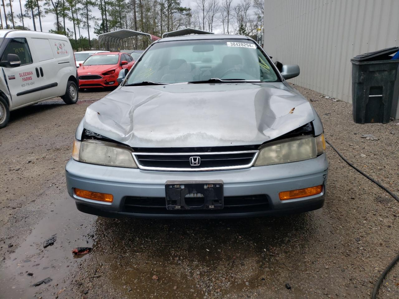 Photo 4 VIN: 1HGCE6660SA031759 - HONDA ACCORD 