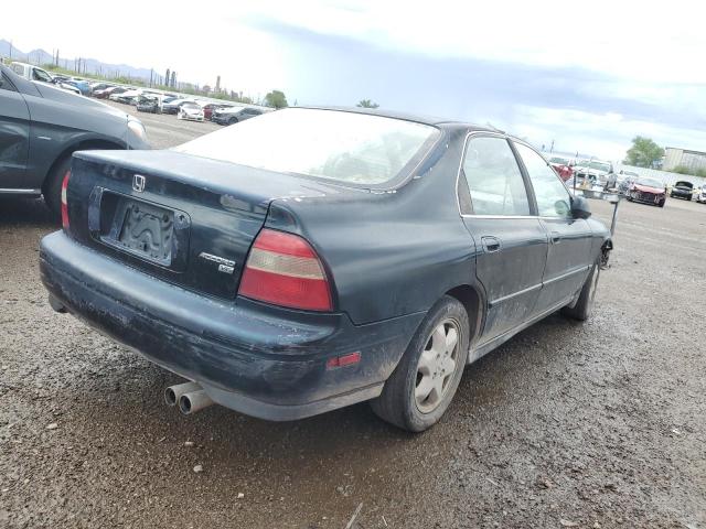 Photo 2 VIN: 1HGCE6666SA025710 - HONDA ACCORD 