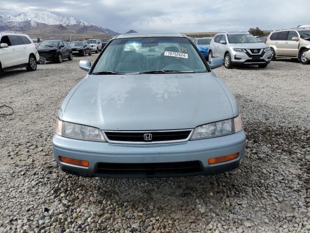 Photo 4 VIN: 1HGCE6667SA001299 - HONDA ACCORD EX 