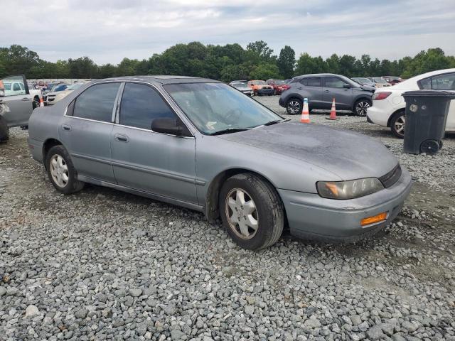 Photo 3 VIN: 1HGCE6669SA014054 - HONDA ACCORD 